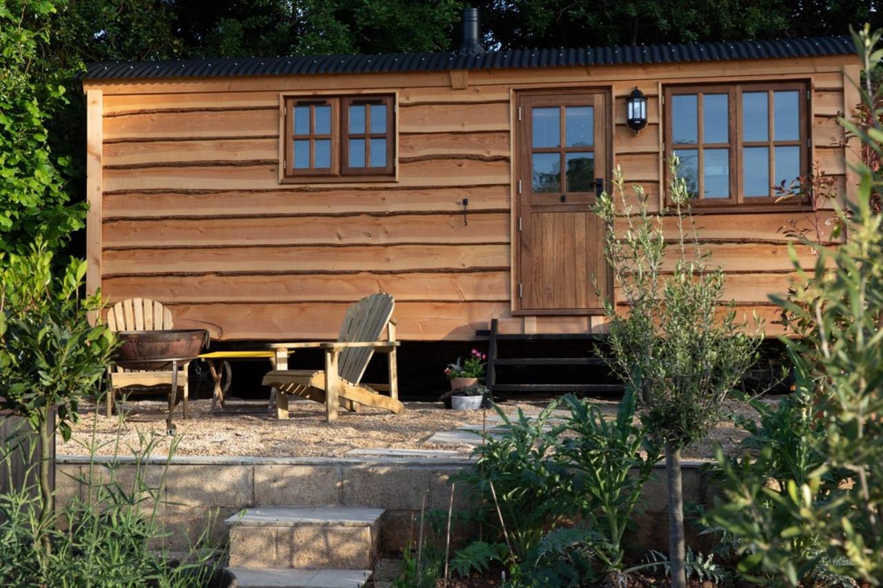 Luxury, Rural Shepherds Hut With Hot Tub Nr Bath Bristol Exterior foto
